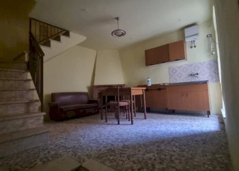 Casa indipendente Vico del Nord, 6, Monteroduni - foto 1