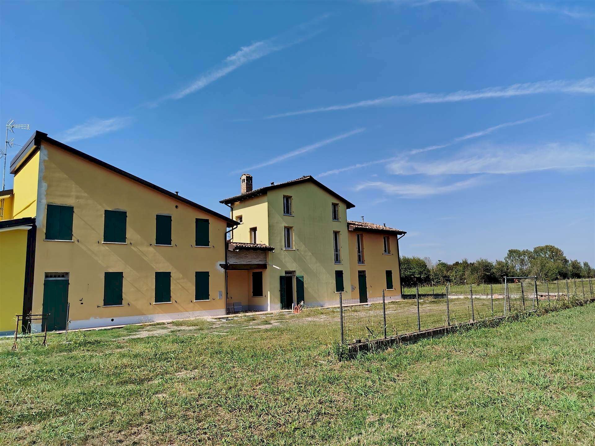 Villa a Schiera Mirandola - foto 3