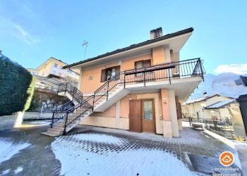 Apartment Via Monsignor Alliod 17, Saint-Vincent - photo 3