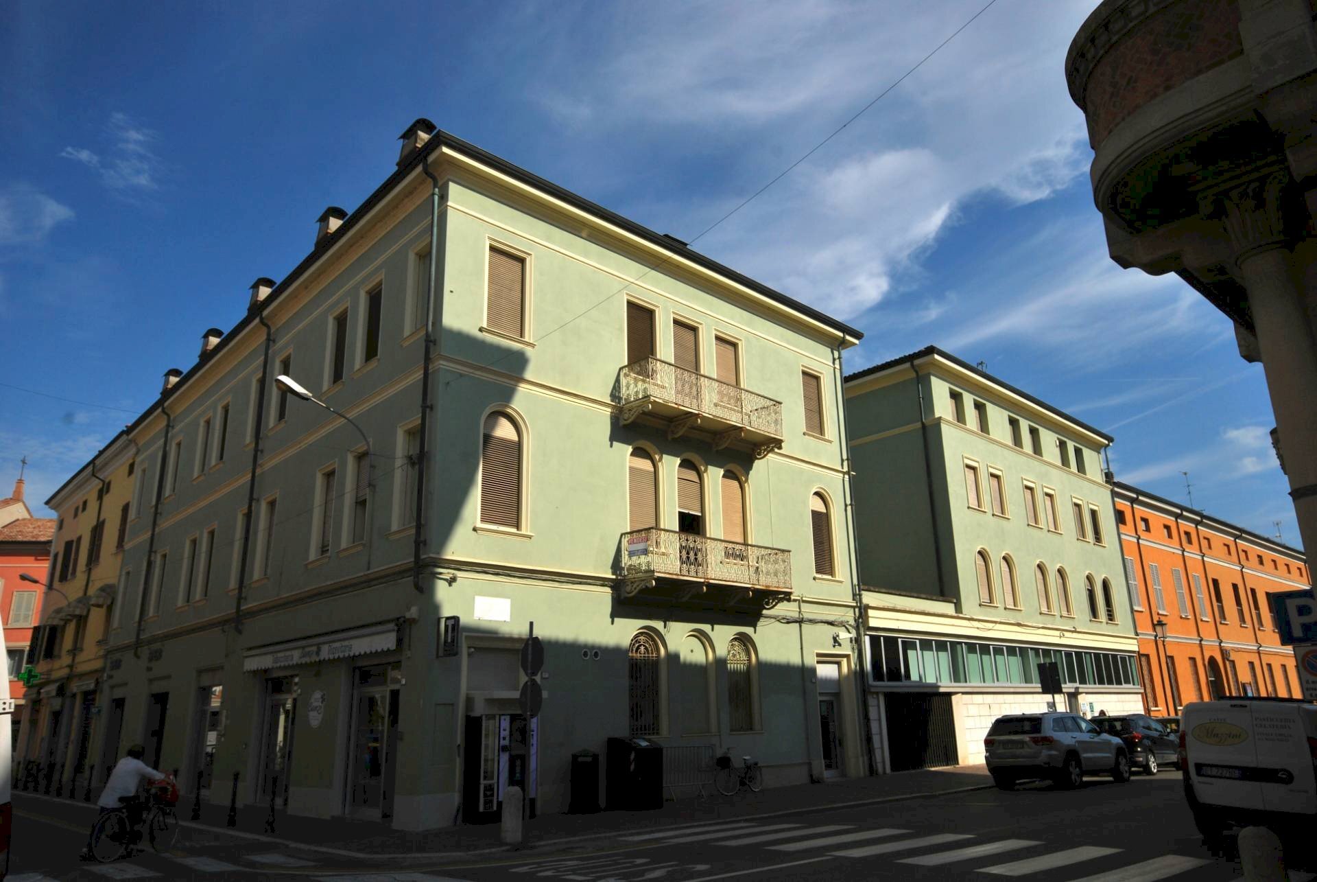 Ufficio via Mazzini, 1 
 Finale Emilia, Finale Emilia - foto 2