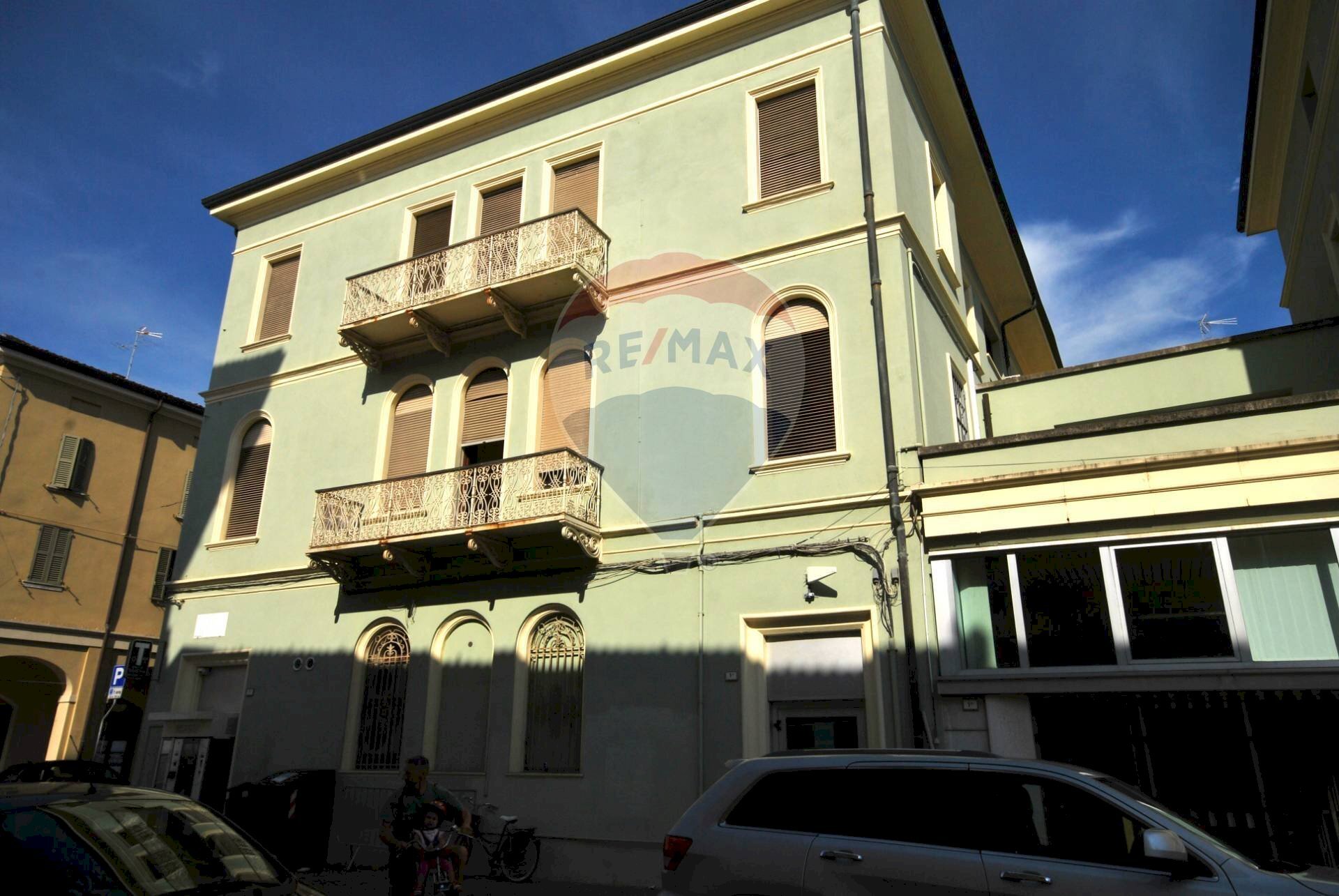 Ufficio via Mazzini, 1 
 Finale Emilia, Finale Emilia - foto 3