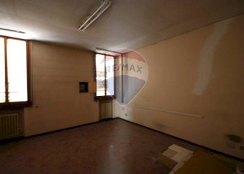 Ufficio via Mazzini, 1 
 Finale Emilia, Finale Emilia - foto 18