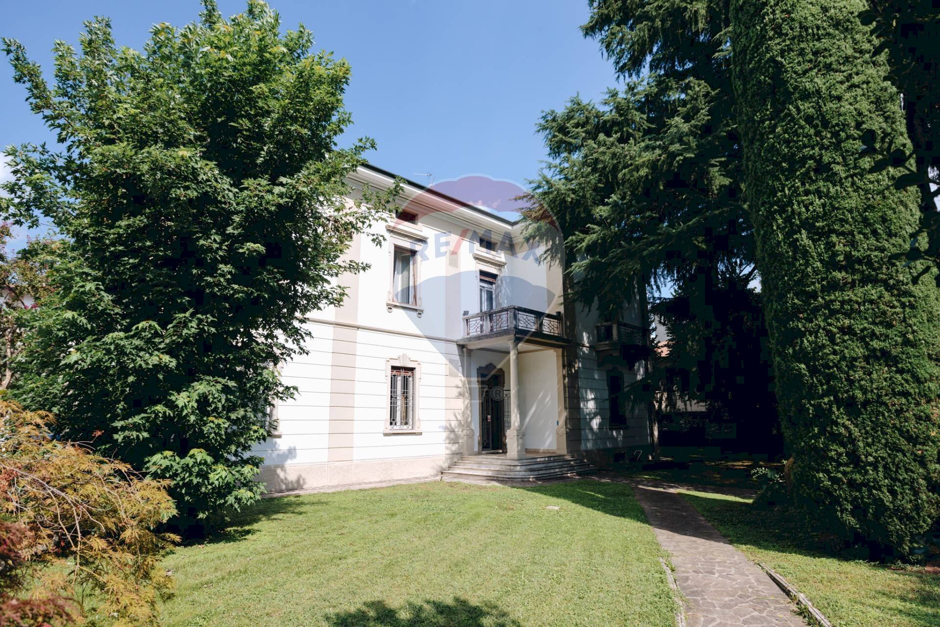 Villa Via Marconi, 3 
 Rovato, Rovato - foto 3
