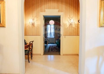 Villa Via Marconi, 3 
 Rovato, Rovato - foto 7