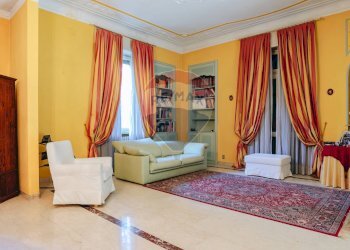 Villa Via Marconi, 3 
 Rovato, Rovato - foto 16