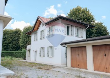 Villa Via Marconi, 3 
 Rovato, Rovato - foto 32