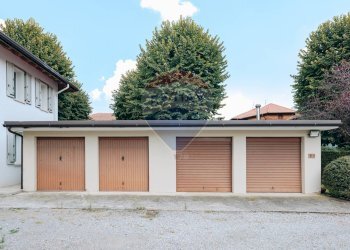 Villa Via Marconi, 3 
 Rovato, Rovato - foto 33