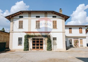 Villa Via Marconi, 3 
 Rovato, Rovato - foto 43