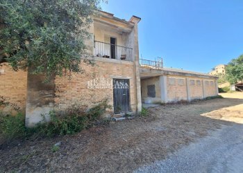 Foto 2 - Rustic contrada collenavicchio, Monteprandone - photo 2