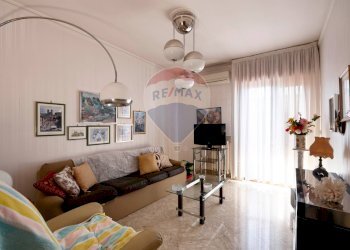 Soggiorno - Trilocale Via Antonio De Ferraris
 
46, Bari - foto 4