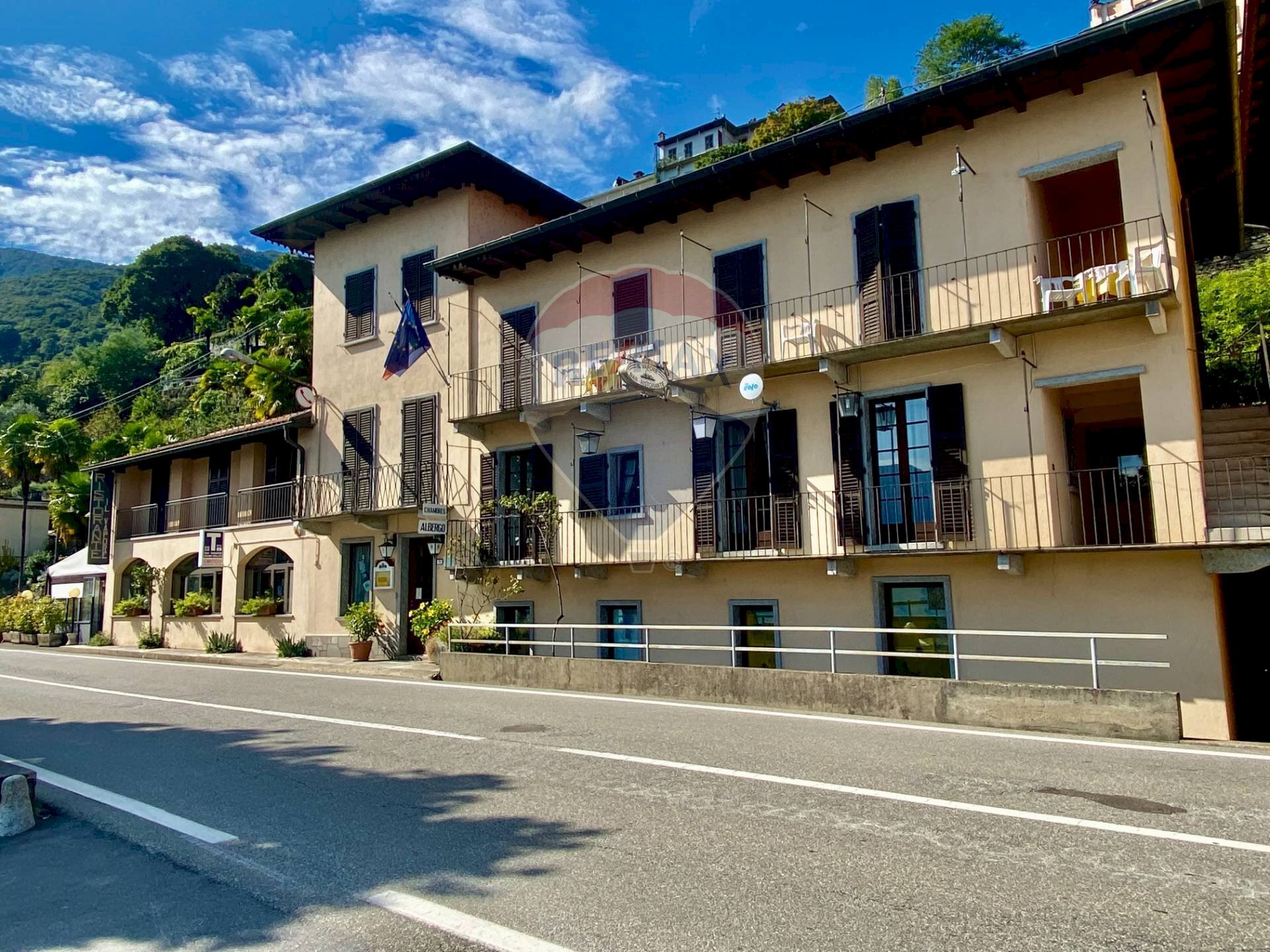 Edificio all\'aperto - Attività Commerciale Oggebbio - foto 2