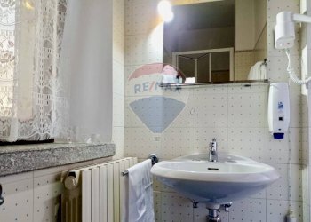 Bagno - Attività Commerciale Oggebbio - foto 15