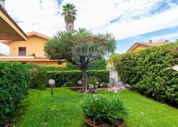 Giardino - Villa a Schiera via case nuove
 
50, Mascalucia - foto 2