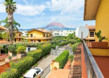 Balcone - Villa a Schiera via case nuove
 
50, Mascalucia - foto 35