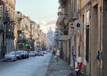 Edificio all\'aperto - Box Via Garibaldi
 
269, Catania - foto 1