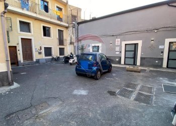 Edificio all\'aperto - Box Via Garibaldi
 
269, Catania - foto 8