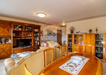 Sala da pranzo - Four-room apartment Via Calatafimi
 
20, San Giovanni la Punta - photo 7