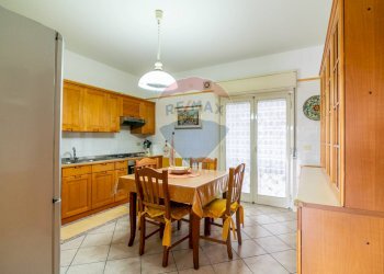 Sala da pranzo - Four-room apartment Via Calatafimi
 
20, San Giovanni la Punta - photo 9