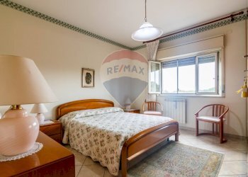 Camera / camera da letto - Four-room apartment Via Calatafimi
 
20, San Giovanni la Punta - photo 18