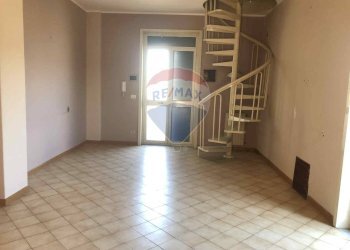 Stanza vuota - Appartamento via santa margherita
 
80, Misterbianco - foto 4