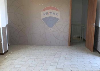 Stanza vuota - Appartamento via santa margherita
 
80, Misterbianco - foto 16