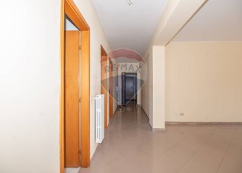 Hall / corridoio - Appartamento Viale Europa
 
59, Caltagirone - foto 18