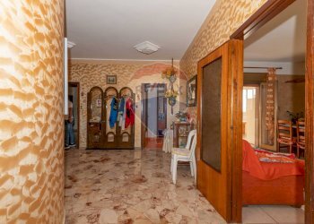 Hall / corridoio - Villa Via Epicarmo
 
9, Caltagirone - foto 16