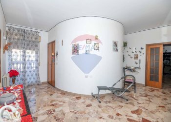 Sala da pranzo - Villa Via Epicarmo
 
9, Caltagirone - foto 24