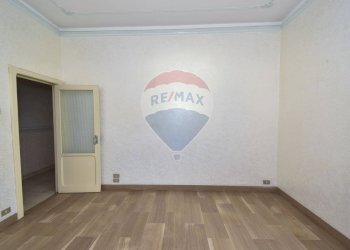 Stanza vuota - Appartamento via francesco crispi
 
28, Mascali - foto 3