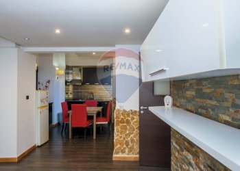 Foto 2 - Trilocale Via Francesco Crispi
 
34, Catania - foto 2