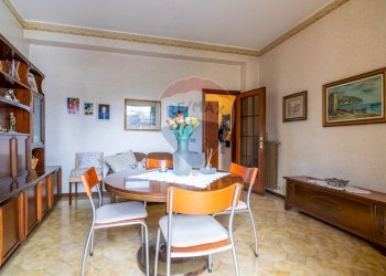 Sala da pranzo - Villa Bifamiliare via caramme
 
24, Valverde - foto 20