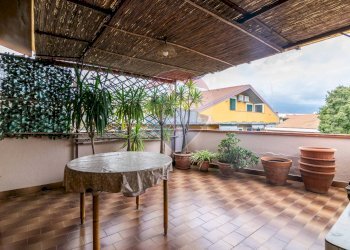 Terrazza - Villa Bifamiliare via caramme
 
24, Valverde - foto 24