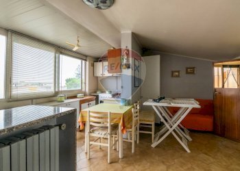 Cucina - Villa Bifamiliare via caramme
 
24, Valverde - foto 31