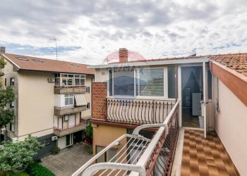 Balcone - Villa Bifamiliare via caramme
 
24, Valverde - foto 38