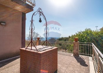 Terrazza - Villa C.da Iazzo Vecchia Strada Serafica
 
5, Santa Maria di Licodia - foto 6