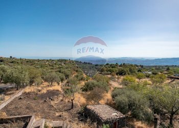 Vista delle montagne - Villa C.da Iazzo Vecchia Strada Serafica
 
5, Santa Maria di Licodia - foto 20