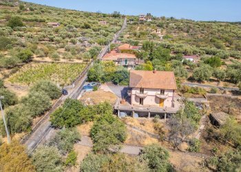 Casa all\'aperto - Villa C.da Iazzo Vecchia Strada Serafica
 
5, Santa Maria di Licodia - foto 38