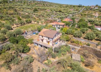 Casa all\'aperto - Villa C.da Iazzo Vecchia Strada Serafica
 
5, Santa Maria di Licodia - foto 40