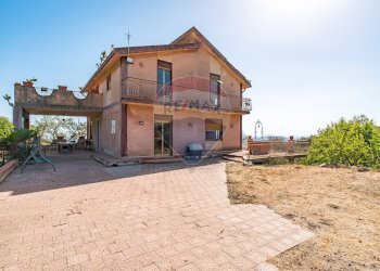 Casa all\'aperto - Villa C.da Iazzo Vecchia Strada Serafica
 
5, Santa Maria di Licodia - foto 46