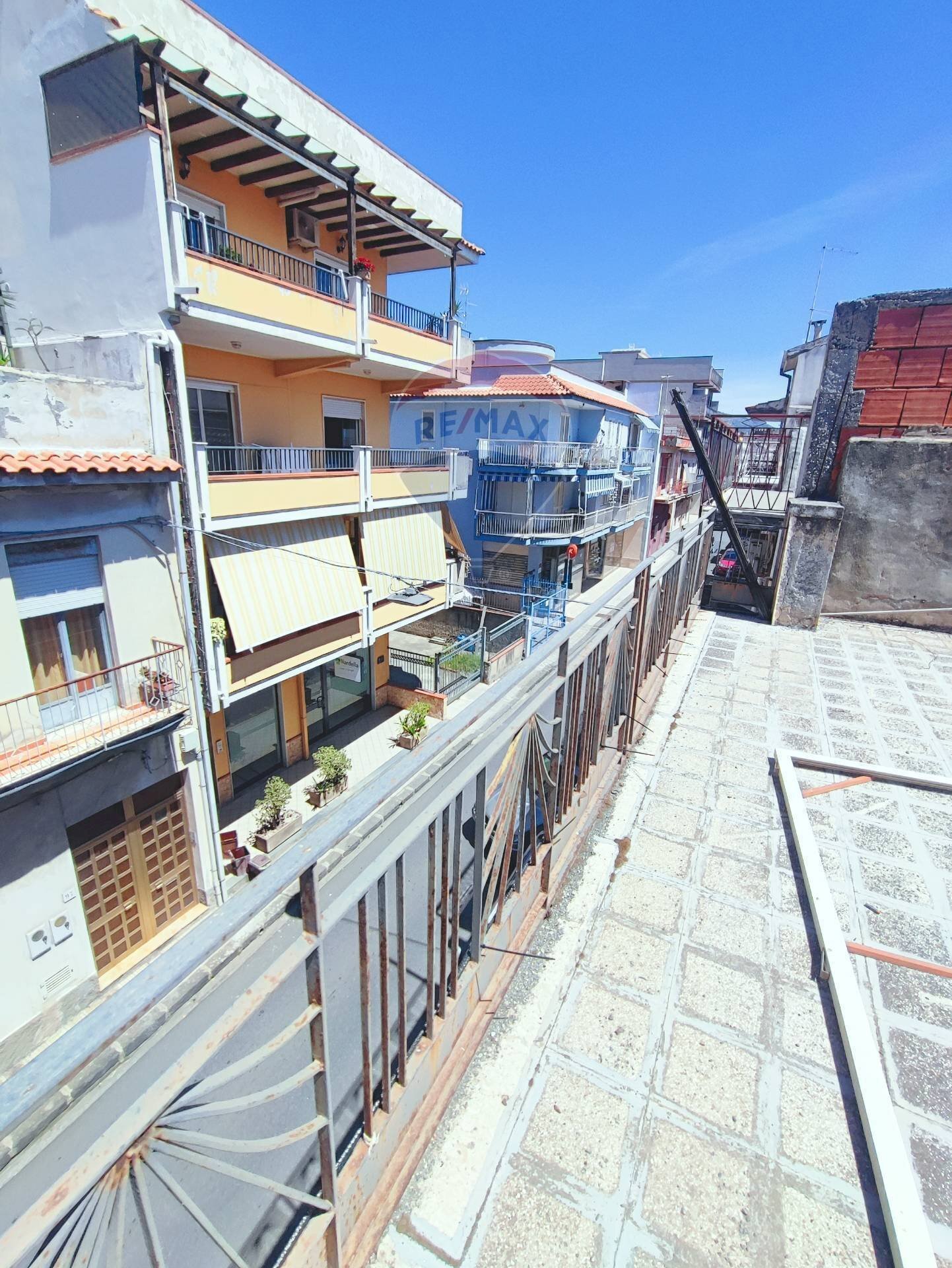 Balcone - Bilocale CORSO UMBERTO I
 
76, Roccalumera - foto 3