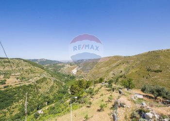 Foto 6 - Casa indipendente Via Roma
 
264, Monterosso Almo - foto 4