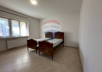 Camera / camera da letto - Trilocale Viale Duca degli Abruzzi
 
21, L'Aquila - foto 18