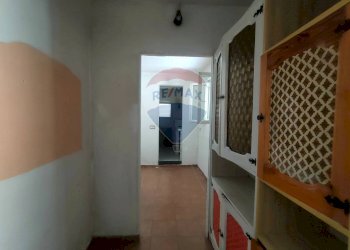 Hall / corridoio - Casa semi indipendente VIa Don Panfilo Caracciolo
 
2, Bussi sul Tirino - foto 8