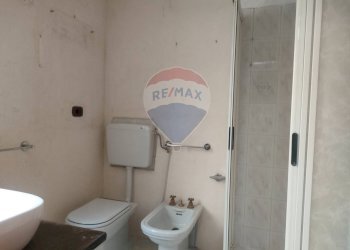 Bagno - Casa semi indipendente VIa Don Panfilo Caracciolo
 
2, Bussi sul Tirino - foto 11