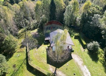 Giardino - Villa Via Valpiana
 
41, Limana - photo 12
