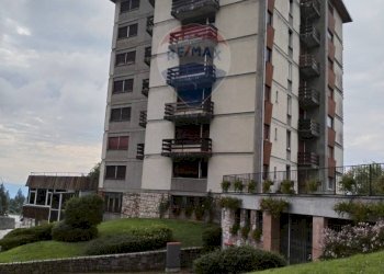 Edificio all\'aperto - Trilocale Piazzale Nevegal
 
225, Belluno - foto 2