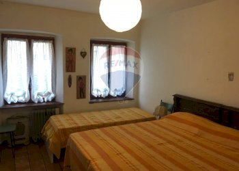 Camera / camera da letto - Casa indipendente Via Roma
 
14, Lamon - foto 20