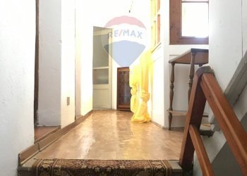 Hall / corridoio - Casa indipendente Via Roma
 
14, Lamon - foto 32