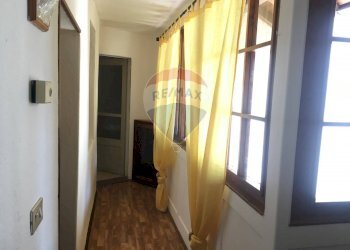 Hall / corridoio - Casa indipendente Via Roma
 
14, Lamon - foto 34