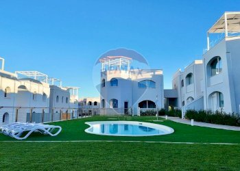 Piscina - Trilocale via Loreto
 
1, Numana - foto 36